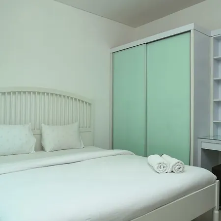 Nice 1Br Apartment At Thamrin Residence By Travelio
